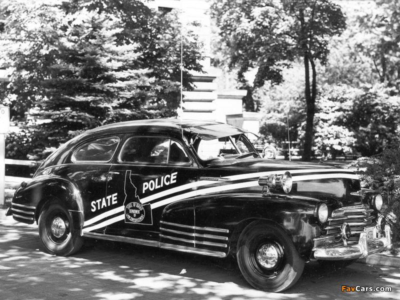 Chevrolet Fleetline Aerosedan Police 1947 wallpapers (800 x 600)
