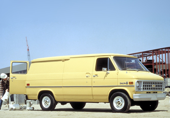 Images of Chevrolet Chevy Van 1978–82