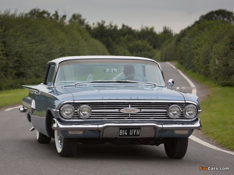 Chevrolet Impala Sport Sedan (1739/1839) 1960 photos (800 x 600)