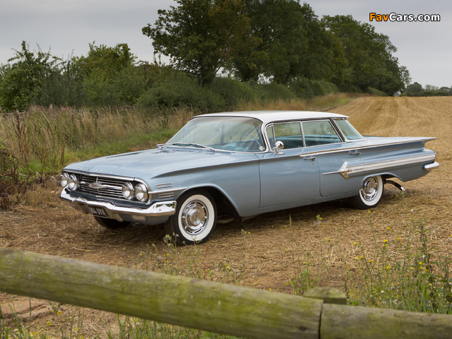 Chevrolet Impala Sport Sedan (1739/1839) 1960 pictures (640 x 480)