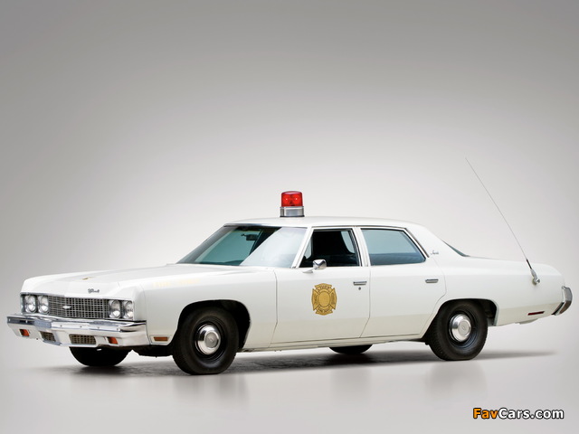 Chevrolet Impala Sedan Fire Chiefs Car (L69) 1973 images (640 x 480)