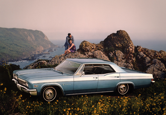 Images of Chevrolet Impala Sport Sedan (16439) 1966