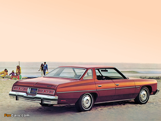 Photos of Chevrolet Impala 4-door Sedan 1976 (640 x 480)