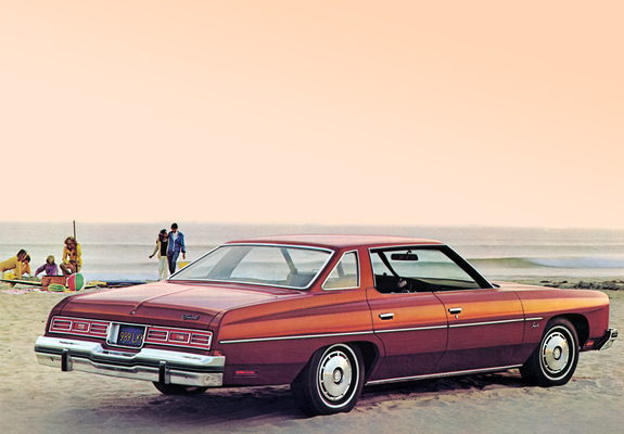 Photos of Chevrolet Impala 4-door Sedan 1976