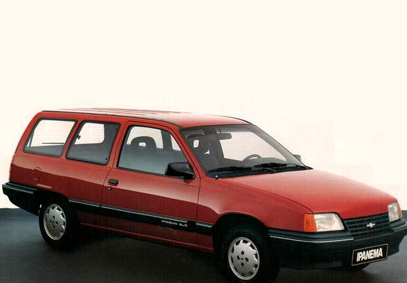 Chevrolet Ipanema 3-door 1990–94 images