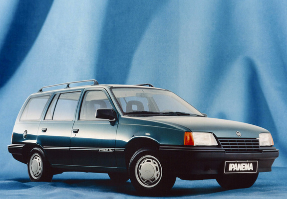 Chevrolet Ipanema 5-door 1990–98 pictures