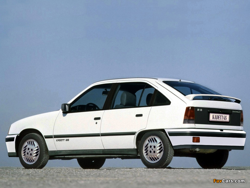 Chevrolet Kadett GS 5-door 1989–91 images (800 x 600)