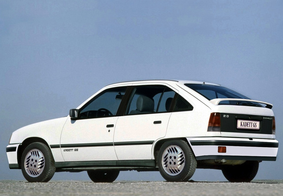 Chevrolet Kadett GS 5-door 1989–91 images