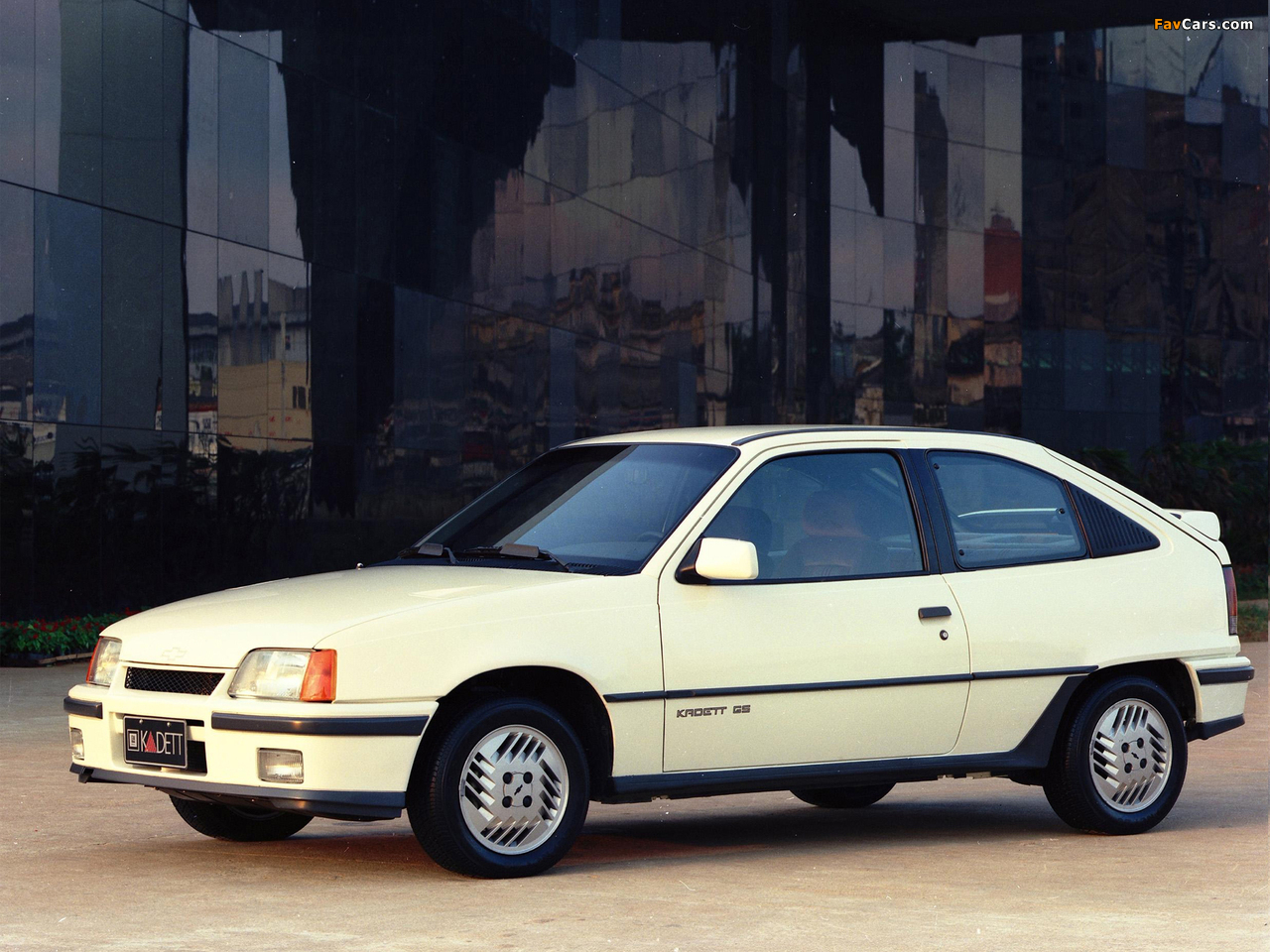 Chevrolet Kadett GS 3-door 1989–91 photos (1280 x 960)