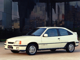 Chevrolet Kadett GS 3-door 1989–91 photos