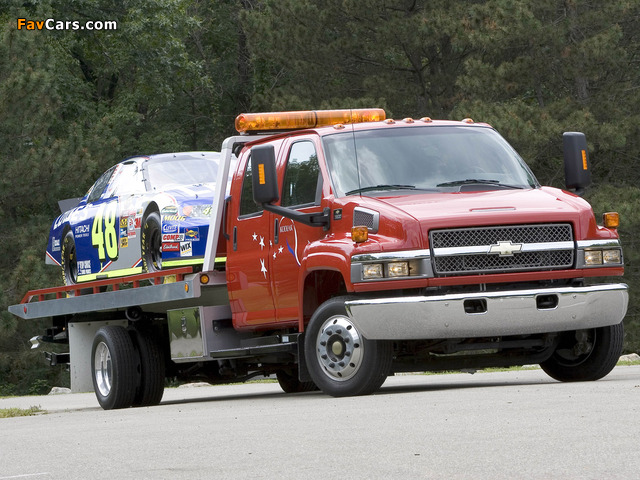 Chevrolet Kodiak C5500 Crew Cab Tow Truck 2004–09 photos (640 x 480)