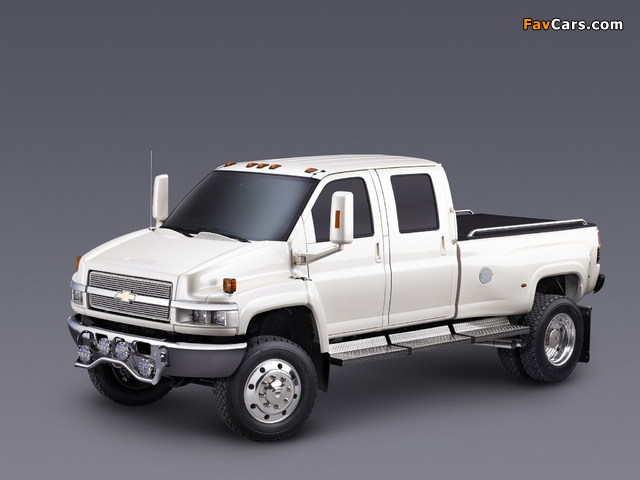 Chevrolet Kodiak C4500 Crew Cab Pickup 2006–09 pictures (640 x 480)