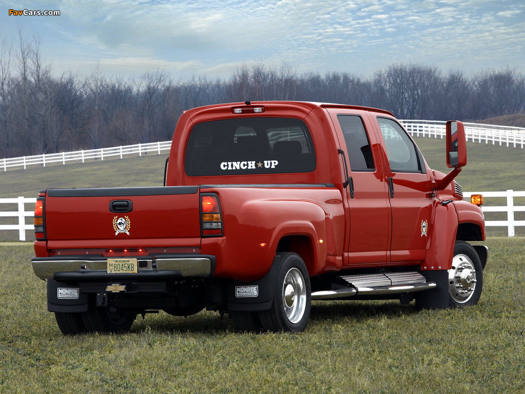 Chevrolet Kodiak C4500 Crew Cab Pickup 2006–09 wallpapers (1024 x 768)