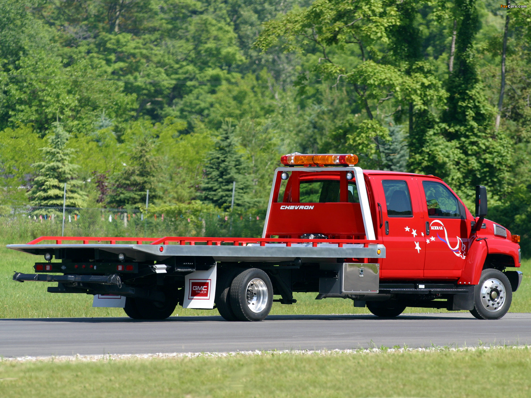 Photos of Chevrolet Kodiak C5500 Crew Cab Tow Truck 2004–09 (2048 x 1536)