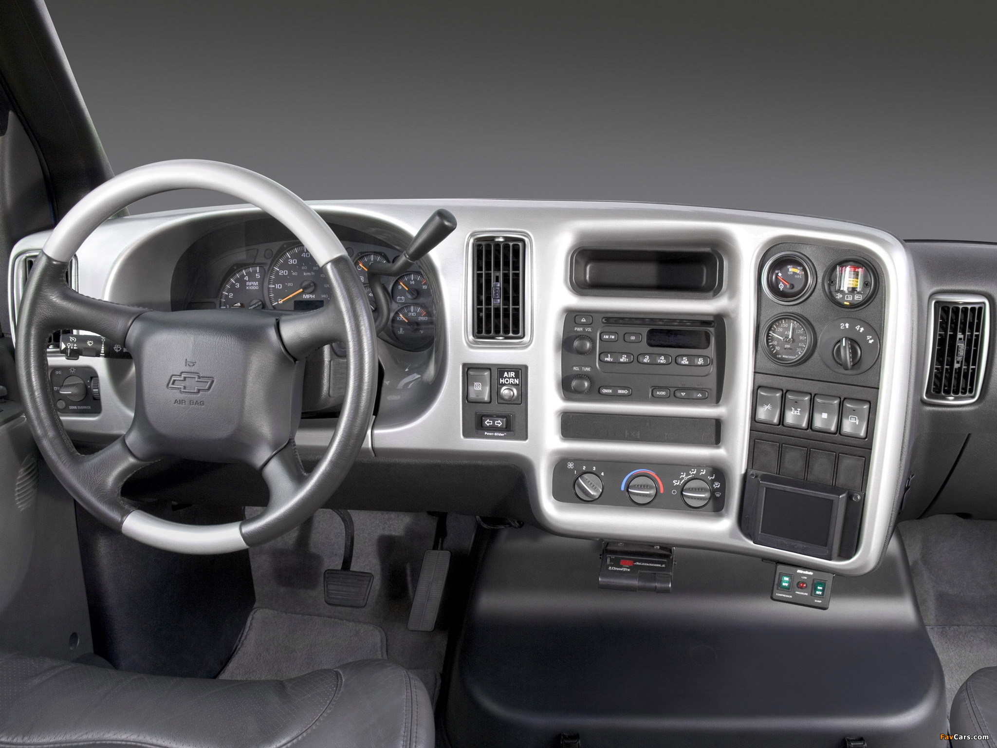 Photos of Chevrolet Kodiak C4500 Crew Cab Pickup 2006–09 (2048 x 1536)