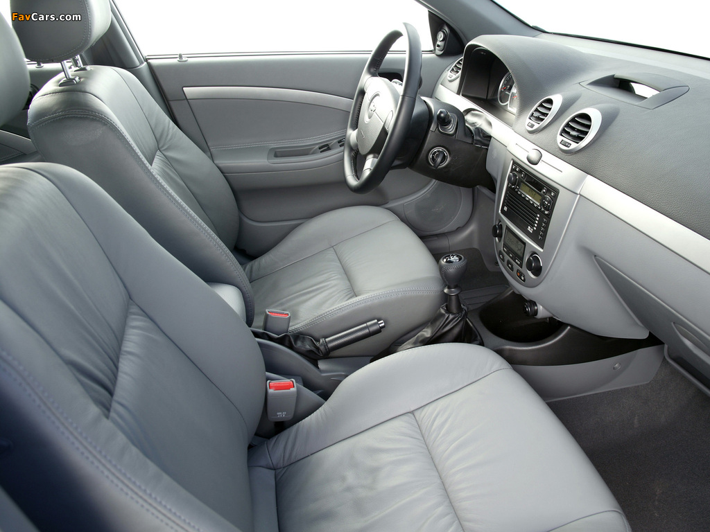 Chevrolet Lacetti Hatchback 2004–12 images (1024 x 768)