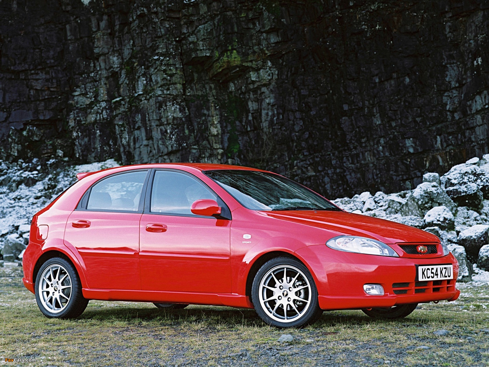 Chevrolet Lacetti Hatchback Sport UK-spec 2004 photos (1600 x 1200)