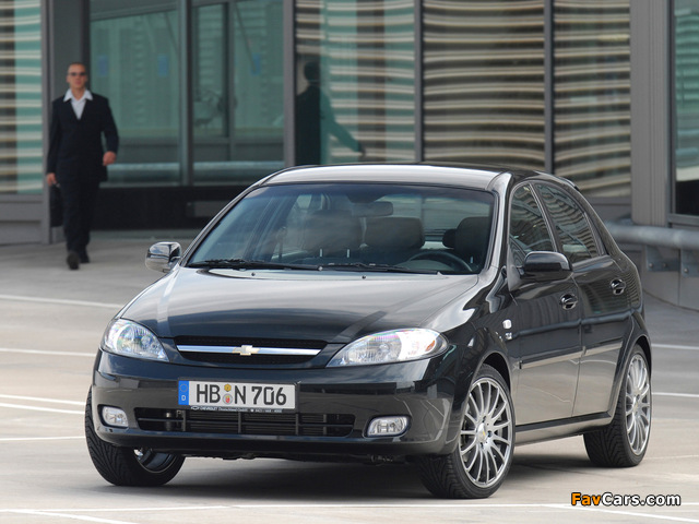 Chevrolet Lacetti Hatchback Black Edition 2006 wallpapers (640 x 480)