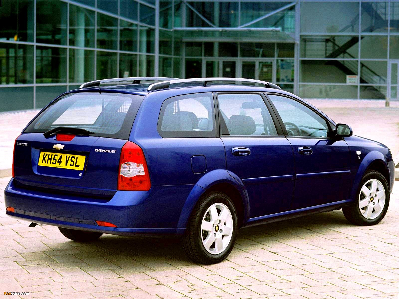Images of Chevrolet Lacetti Wagon UK-spec 2004–11 (1600 x 1200)