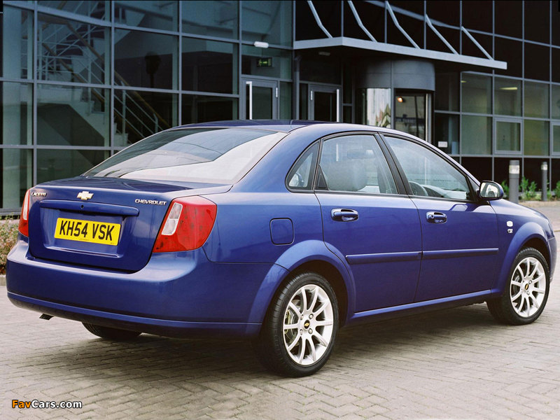 Pictures of Chevrolet Lacetti Sedan CDX UK-spec 2004–11 (800 x 600)