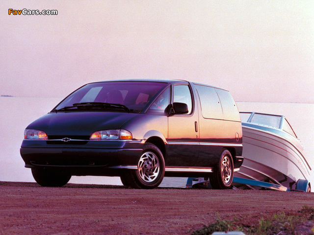 Chevrolet Lumina Minivan 1993–96 images (640 x 480)