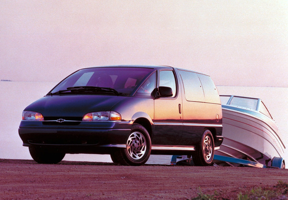 Chevrolet Lumina Minivan 1993–96 images