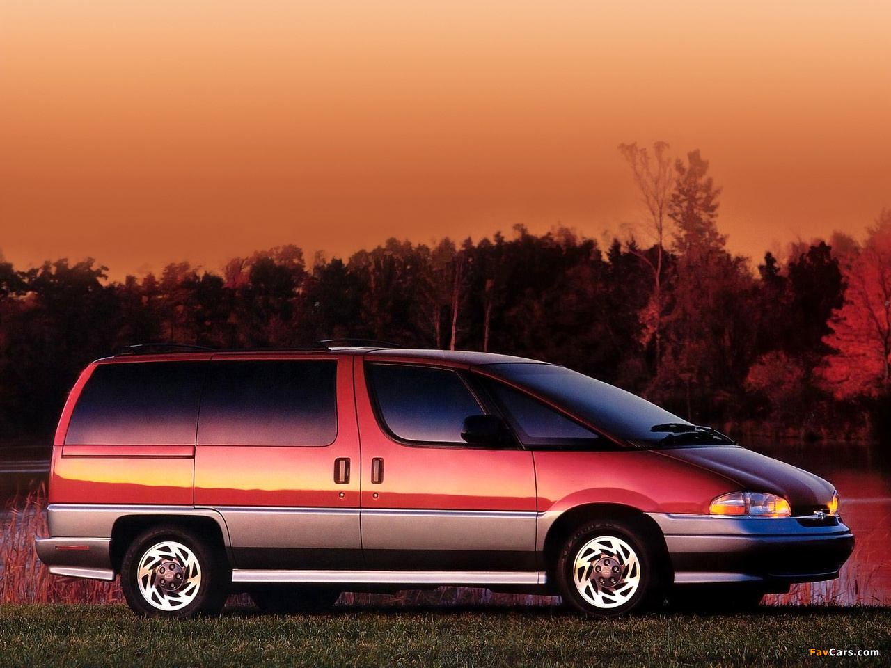 Chevrolet Lumina Minivan 1993–96 images (1280 x 960)
