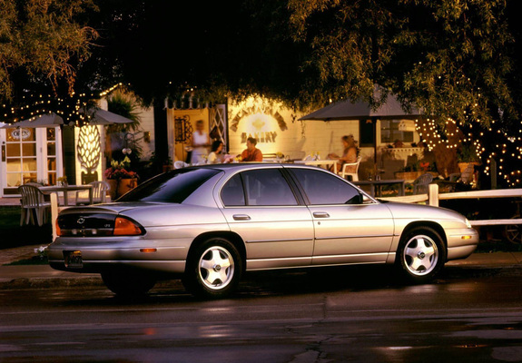 Chevrolet Lumina 1995–2001 images