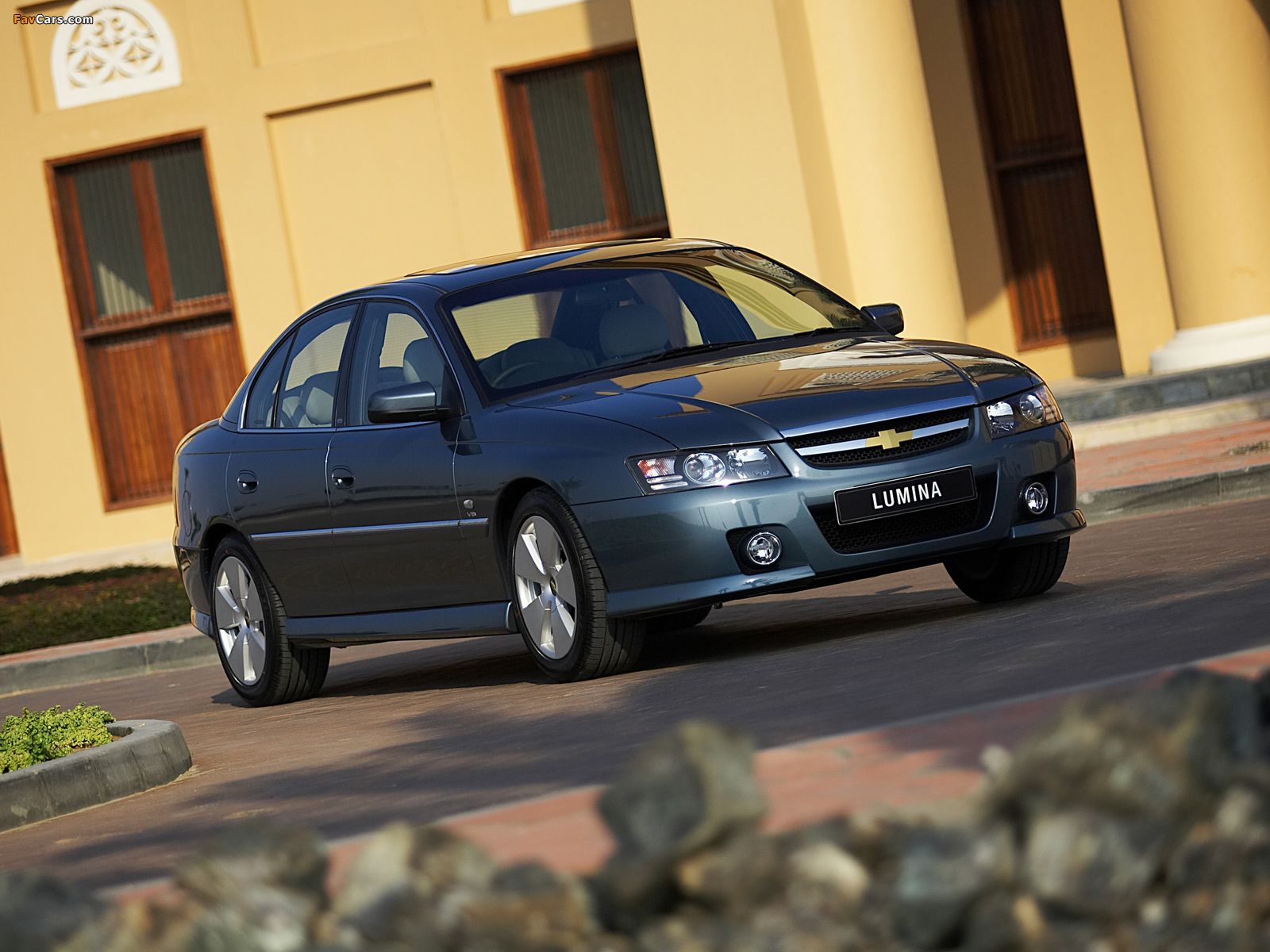 Chevrolet Lumina Royale 2006 wallpapers (1600 x 1200)