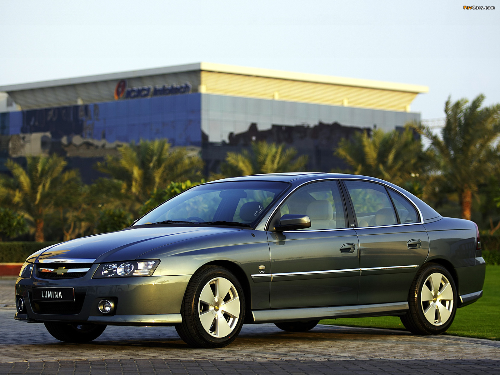 Images of Chevrolet Lumina Royale 2006 (1600 x 1200)