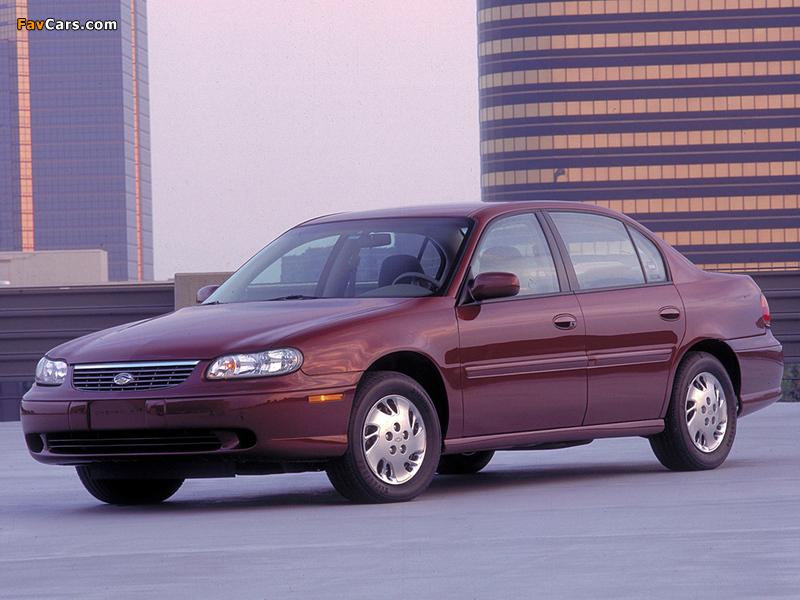 Chevrolet Malibu 1997–2000 images (800 x 600)