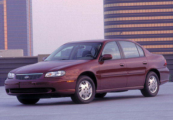 Chevrolet Malibu 1997–2000 images