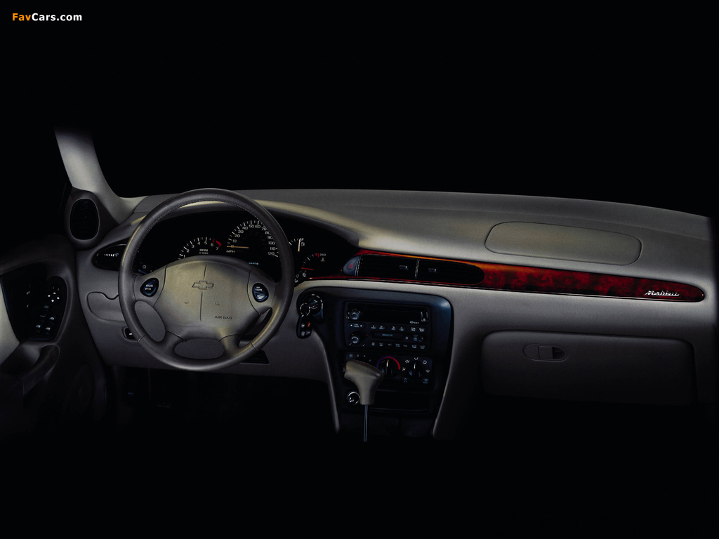 Chevrolet Malibu 2000–04 images (1024 x 768)