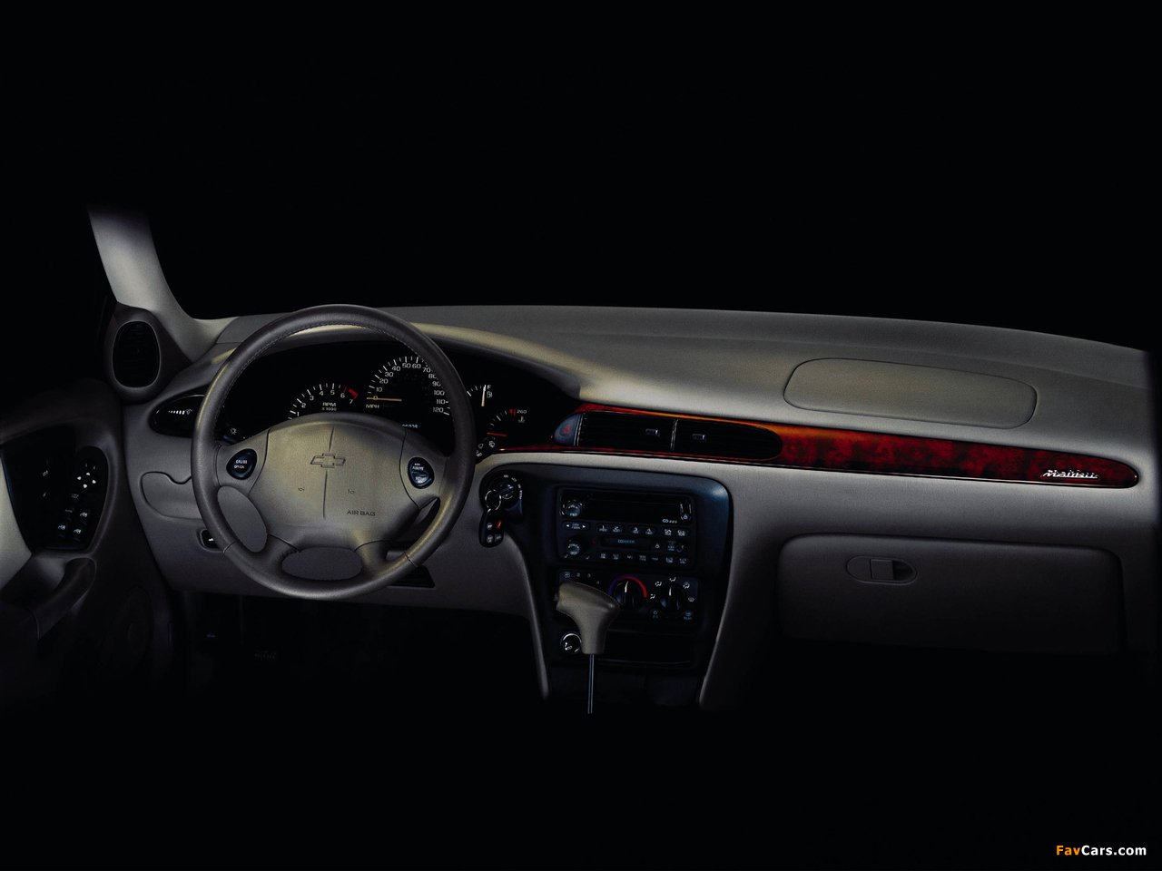 Chevrolet Malibu 2000–04 images (1280 x 960)