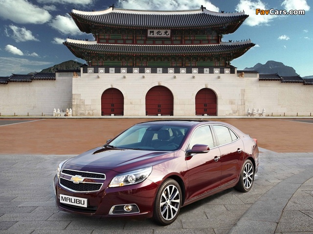 Chevrolet Malibu LTZ CN-spec 2011 wallpapers (640 x 480)