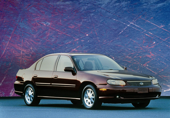 Images of Chevrolet Malibu 1997–2000