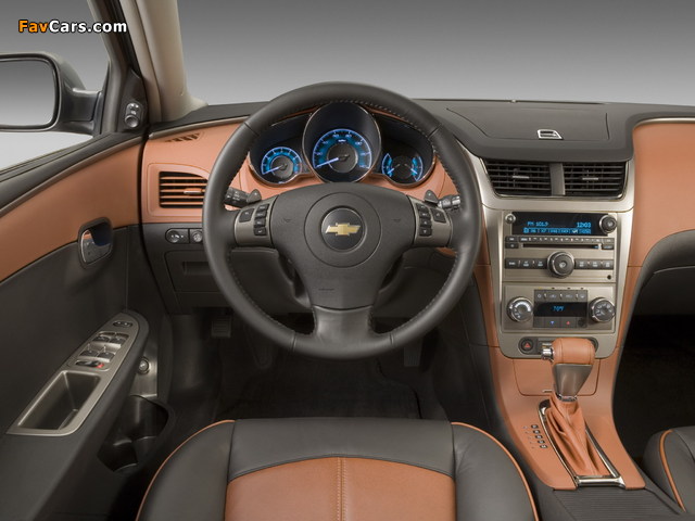 Images of Chevrolet Malibu LTZ 2008–11 (640 x 480)