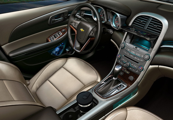 Images of Chevrolet Malibu ECO 2011–13