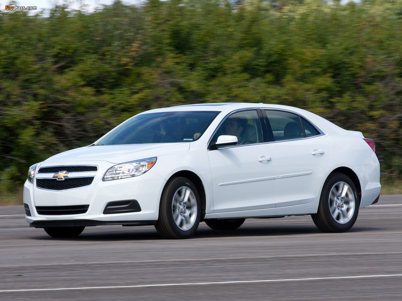 Pictures of Chevrolet Malibu ECO 2011–13 (1280 x 960)