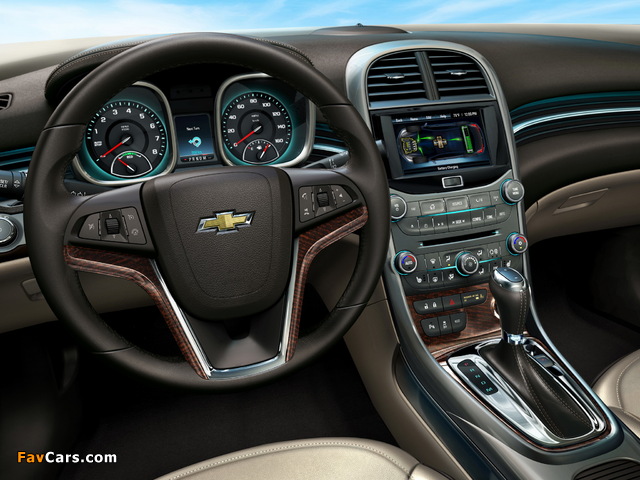 Pictures of Chevrolet Malibu ECO 2011–13 (640 x 480)