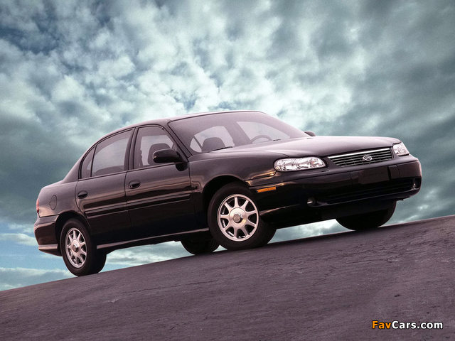 Chevrolet Malibu 1997–2000 wallpapers (640 x 480)
