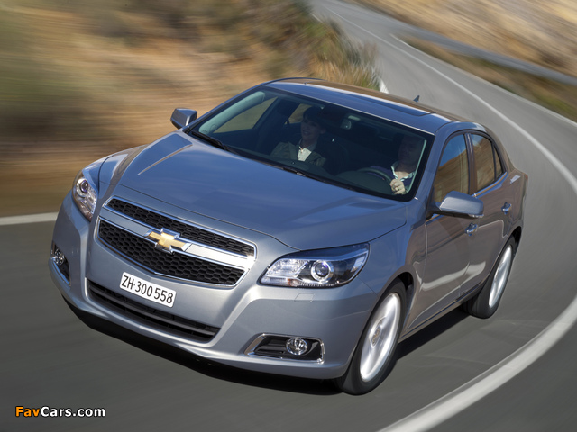 Chevrolet Malibu EU-spec 2012 wallpapers (640 x 480)