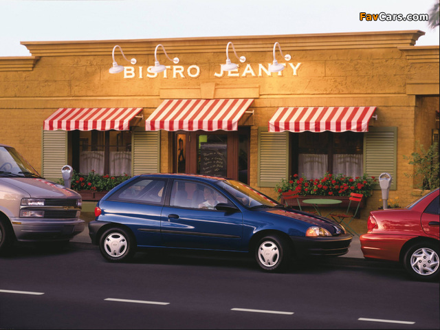 Chevrolet Metro Coupe 1998–2001 pictures (640 x 480)