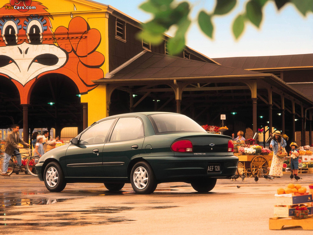 Images of Chevrolet Metro Sedan 1998–2001 (1024 x 768)