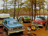 Chevrolet Suburban & Sportvan & Blazer 1973 photos
