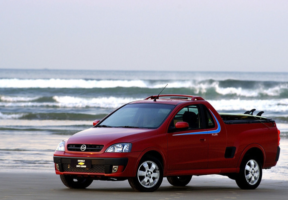 Images of Chevrolet Montana 2003–10