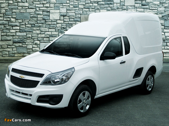 Pictures of Chevrolet Montana Combo 2013 (640 x 480)
