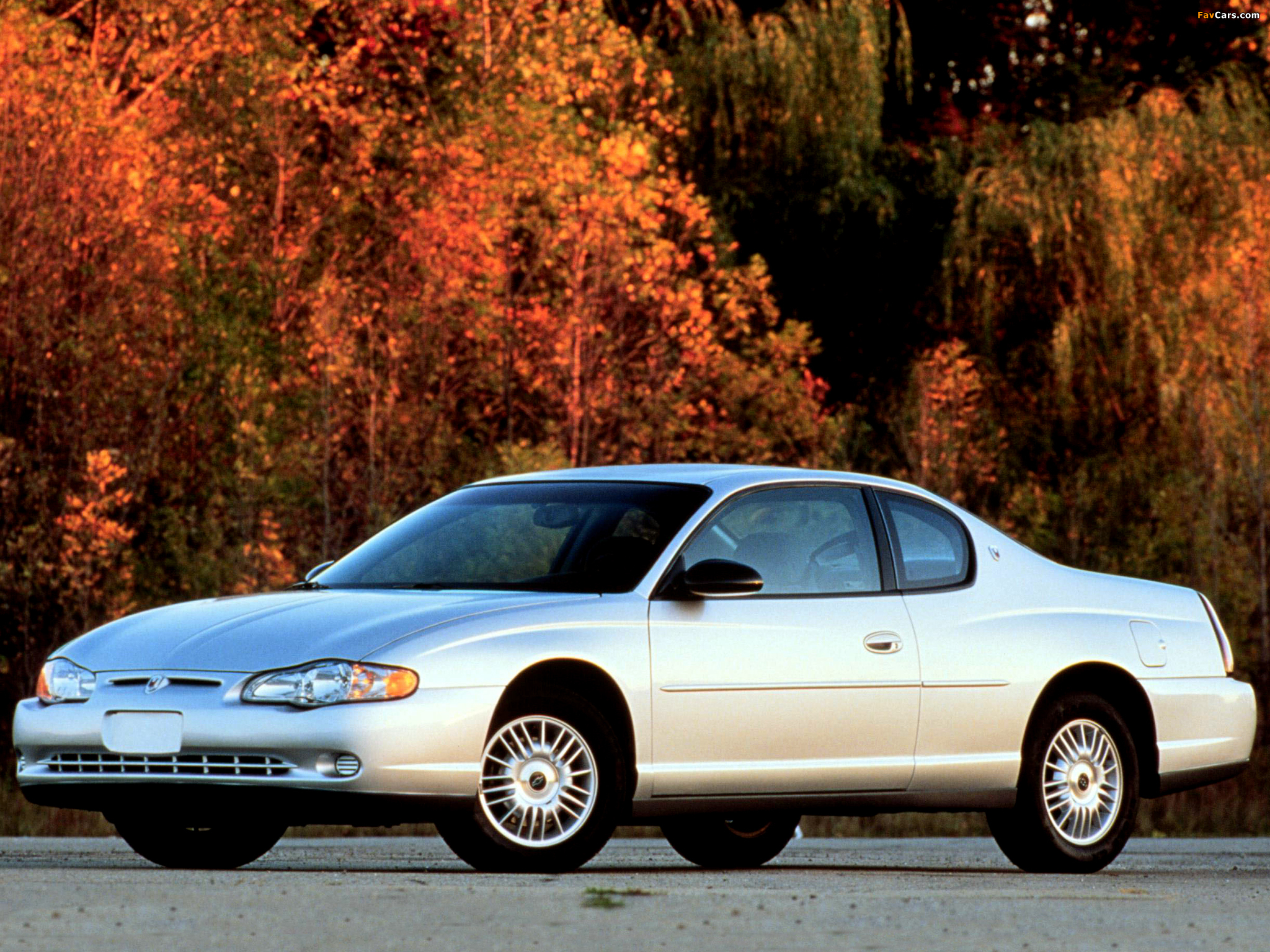 Chevrolet Monte Carlo 2000–05 photos (2048 x 1536)