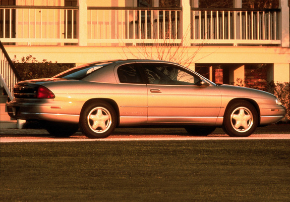 Chevrolet Monte Carlo 1995–99 pictures
