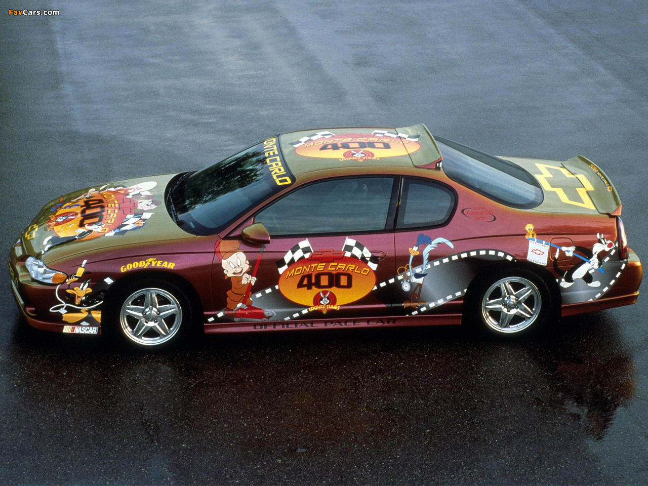 Chevrolet Monte Carlo 400 with Looney Tunes Pace Car 2001 pictures (1280 x 960)